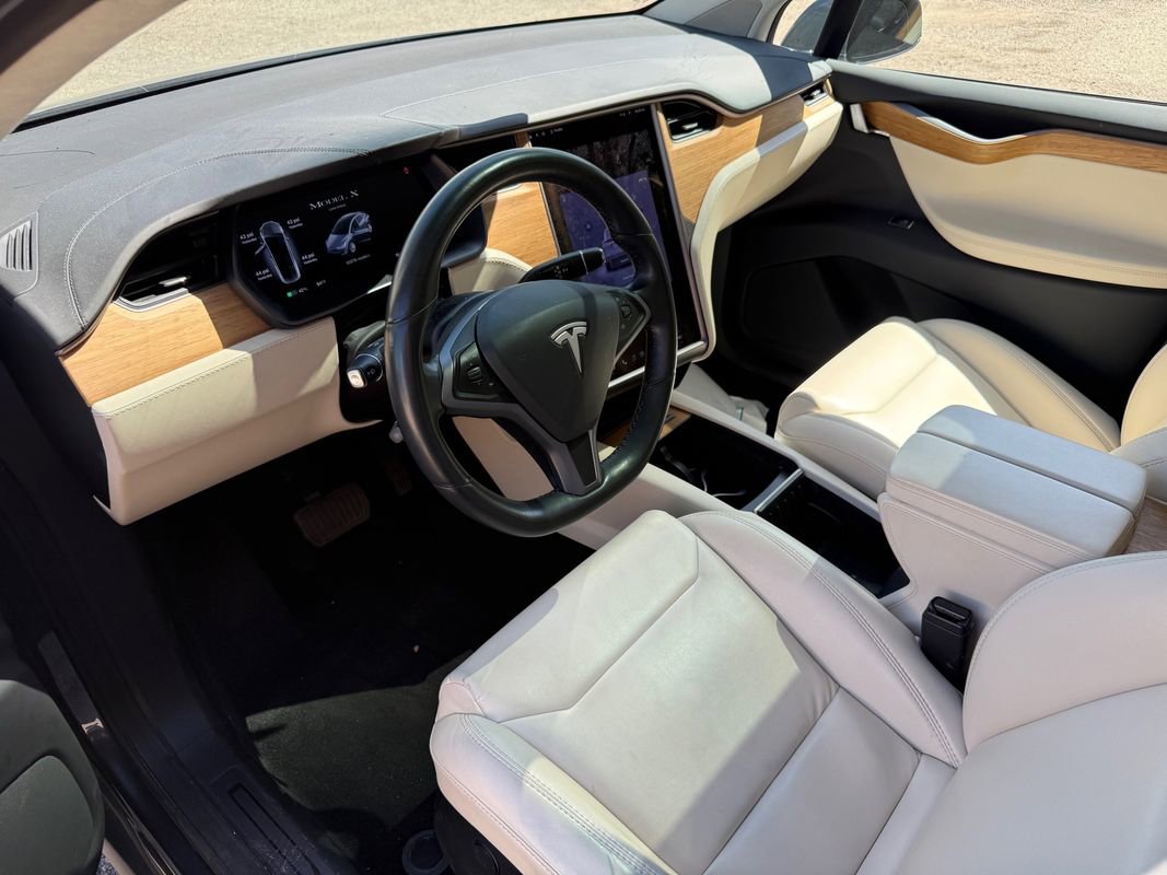 Used 2019 Tesla Model X Long Range AWD/4WD image 3
