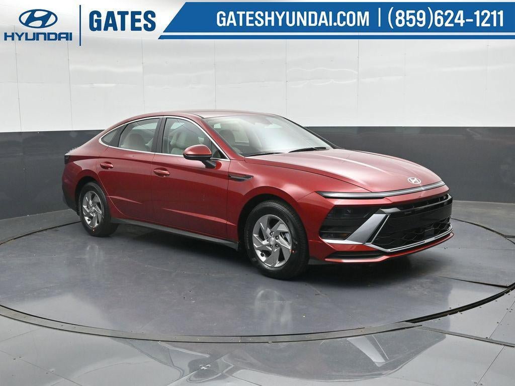 New 2026 Hyundai Sonata SE FWD image 4