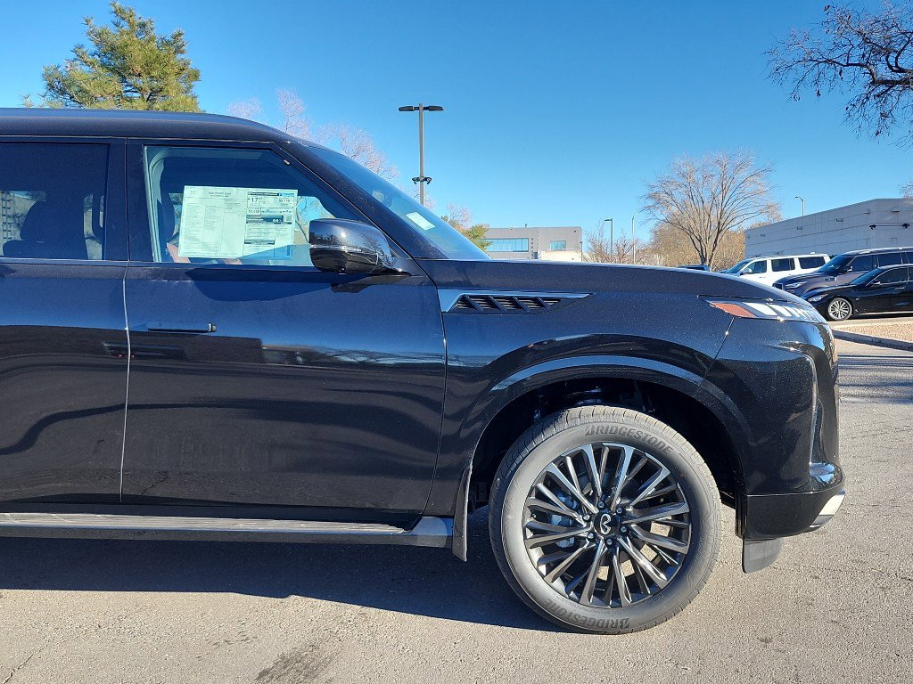 New 2026 INFINITI QX80 Autograph w/ Premium Cargo Package image 4