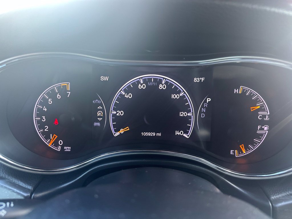 Used 2017 Jeep Grand Cherokee Altitude AWD/4WD image 26