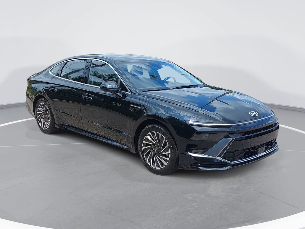 Certified 2025 Hyundai Sonata SEL FWD image 3