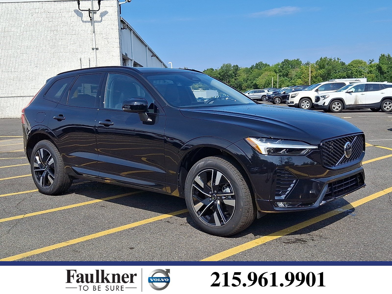 New 2027 Volvo XC60 B5 Core