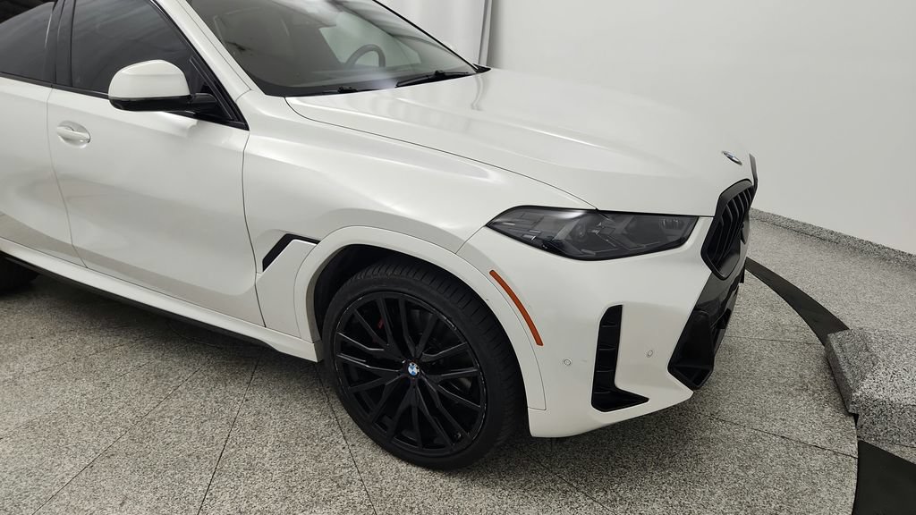Used 2024 BMW X6 xDrive40i w/ Premium Package AWD/4WD image 24