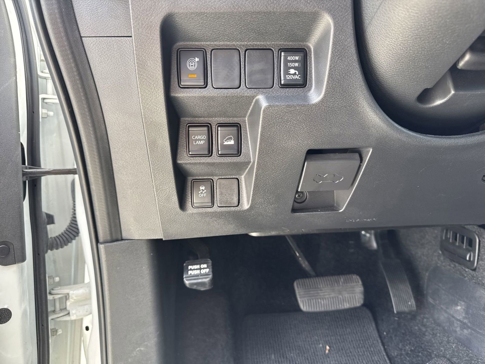 Used 2023 Nissan Frontier SV w/ Technology Package image 17