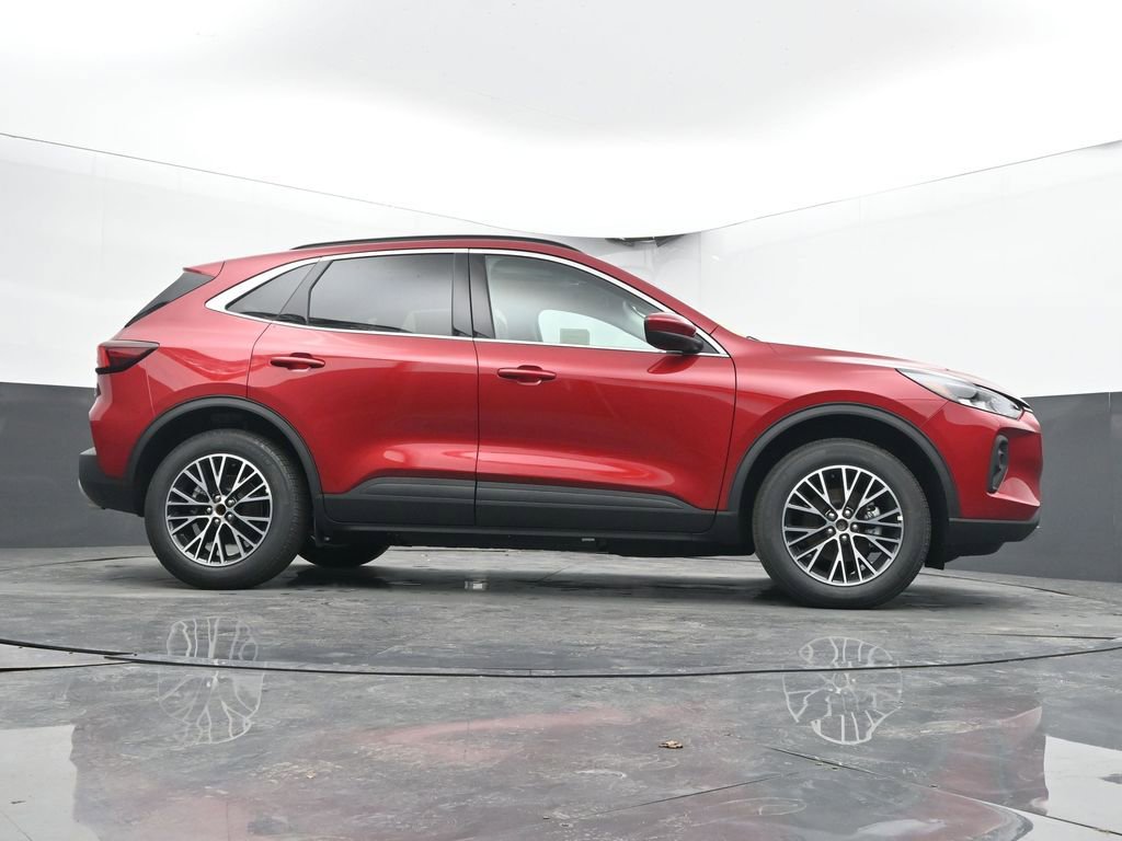 New 2026 Ford Escape SE FWD image 47