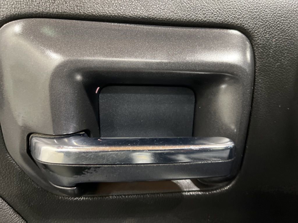 Certified 2018 Chevrolet Silverado 1500 LT w/ All Star Edition image 14