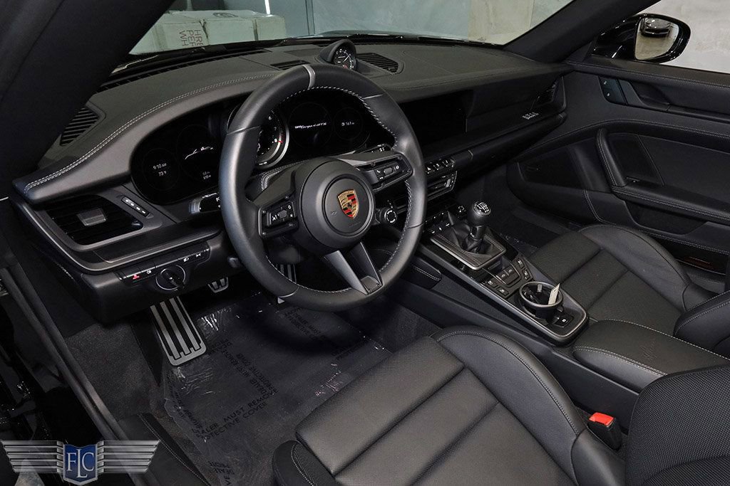 Used 2022 Porsche 911 50th Anniversary Edition image 22