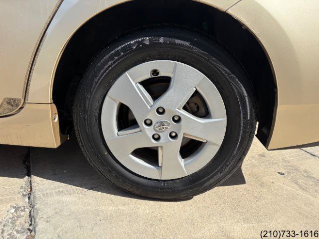 Used 2011 Toyota Prius Two FWD image 32