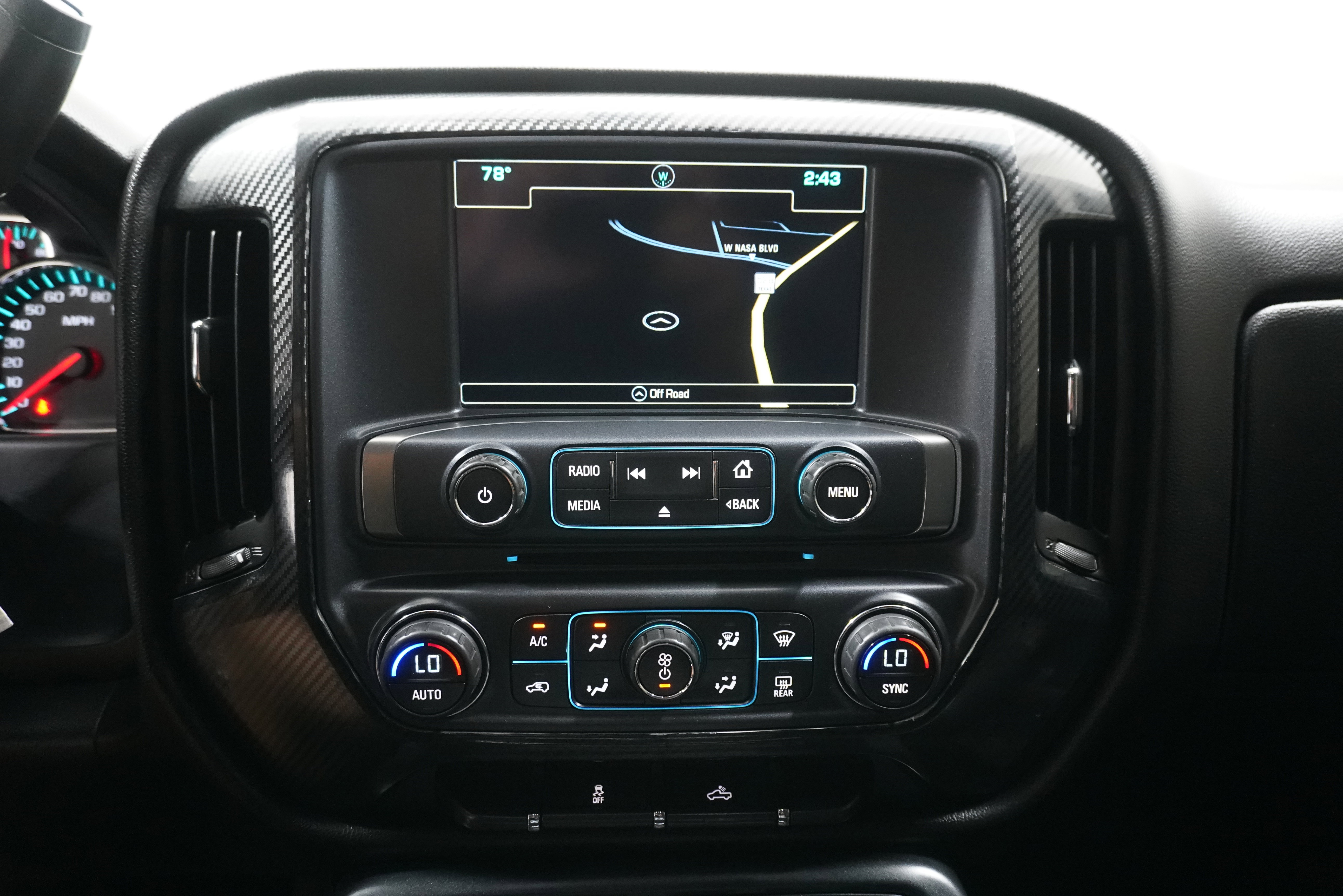 Used 2016 Chevrolet Silverado 1500 LT w/ Texas Edition image 17