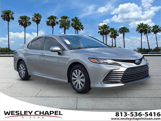Used 2021 Toyota Camry LE FWD image 1