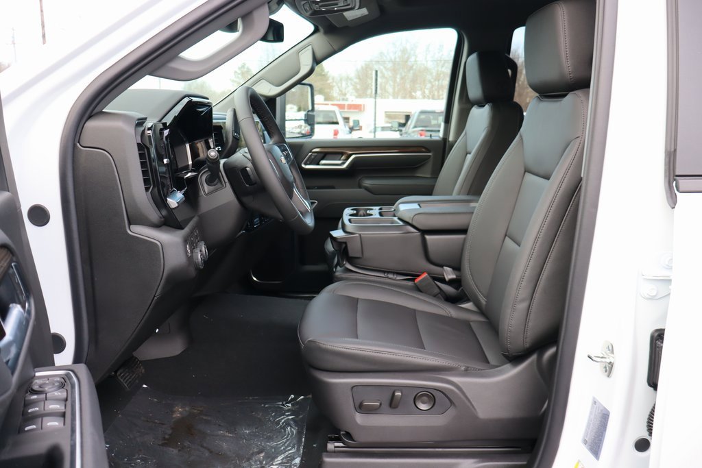 New 2026 Chevrolet Silverado 2500 LT w/ All Star Edition image 6