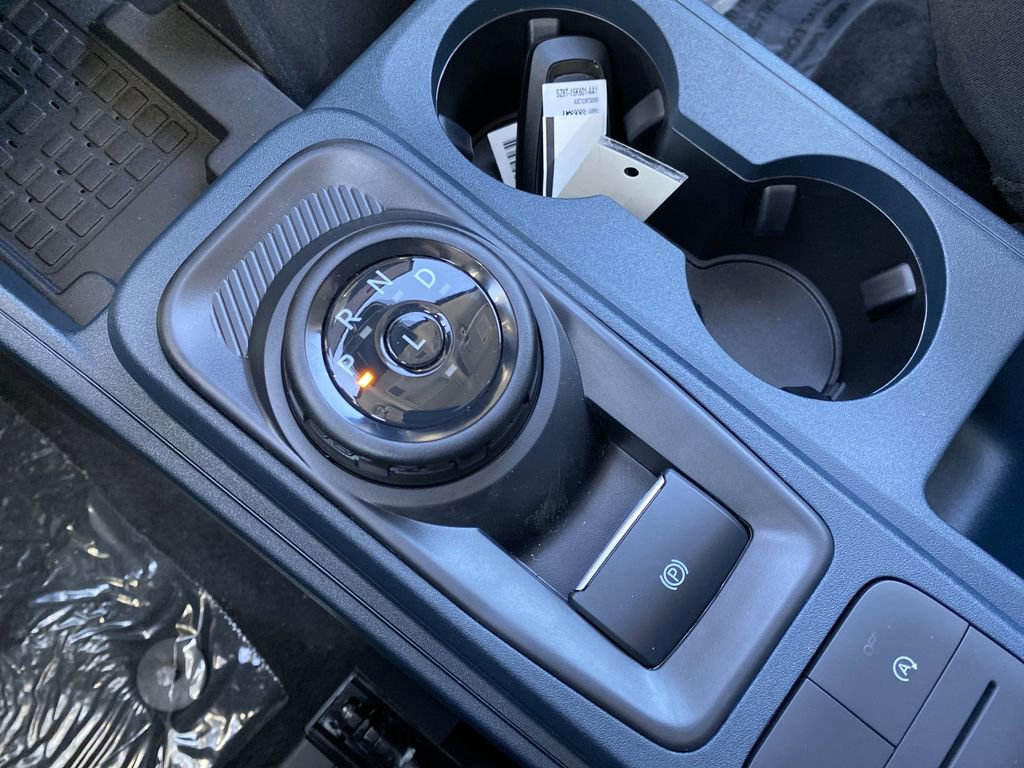 New 2025 Ford Maverick Lariat w/ Black Appearance Package image 27