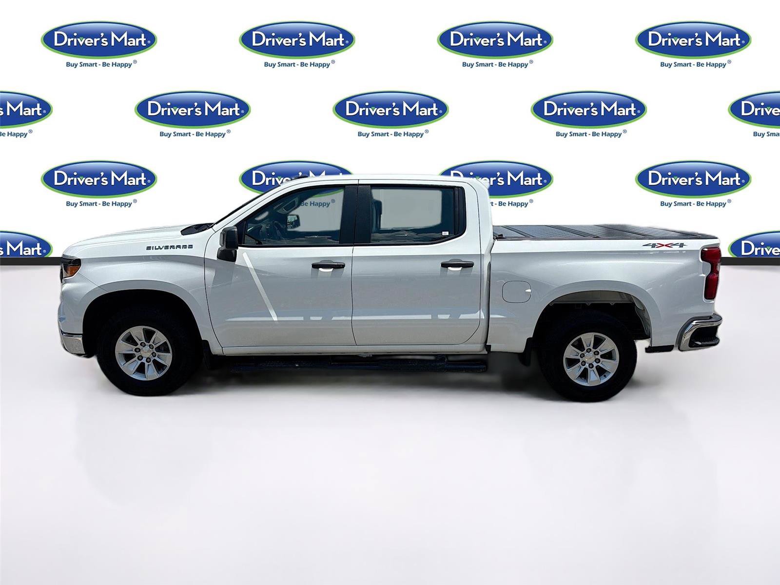 Used 2024 Chevrolet Silverado 1500 W/T w/ Trailering Package AWD/4WD image 4