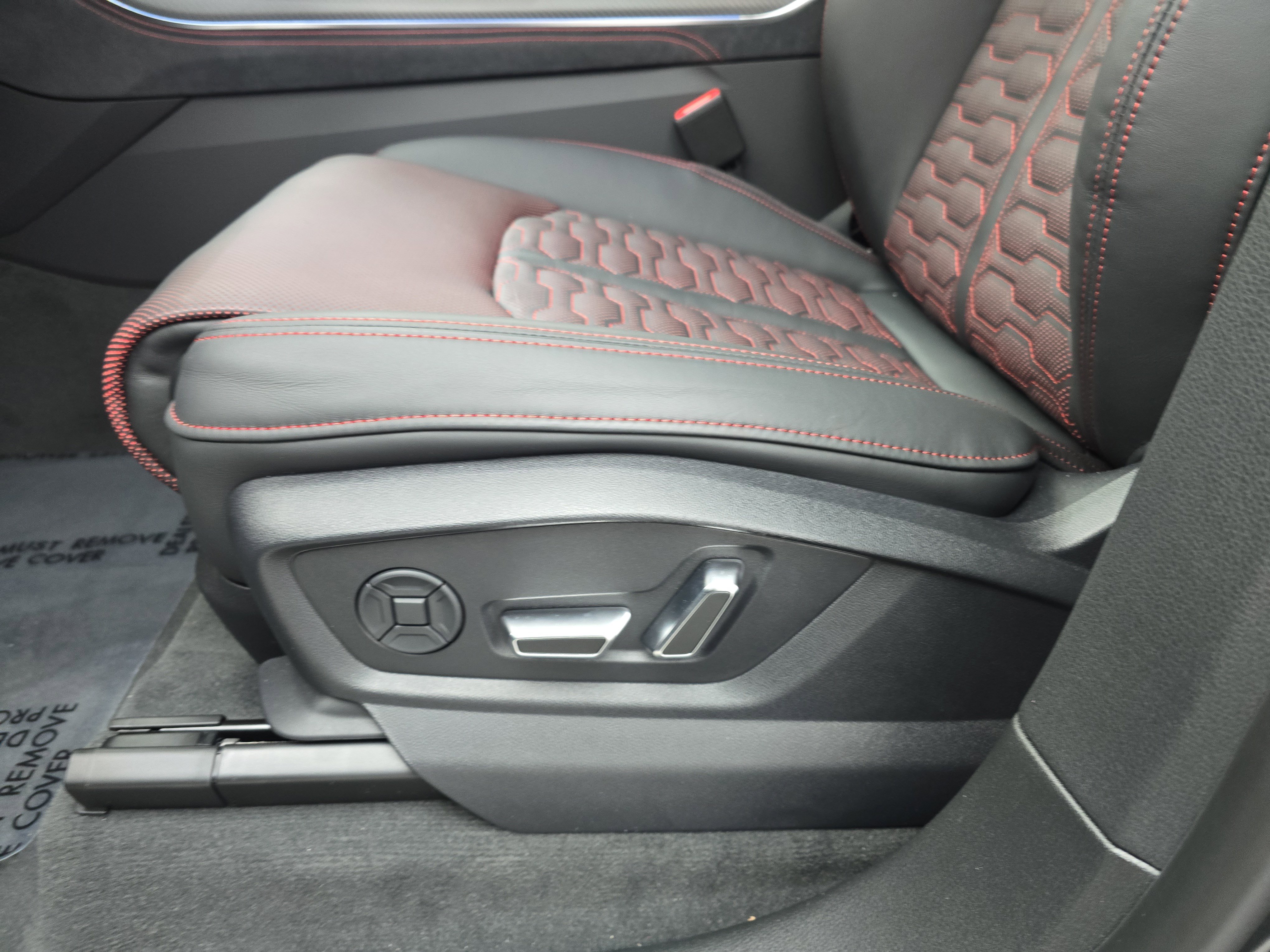 New 2026 Audi RS Q8 performance image 29