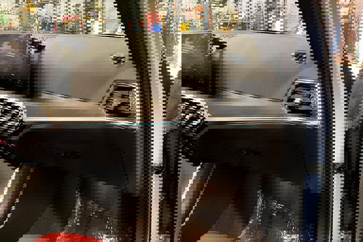 Used 2023 BMW 330e xDrive 330e xDrive w/ M Sport Package image 19