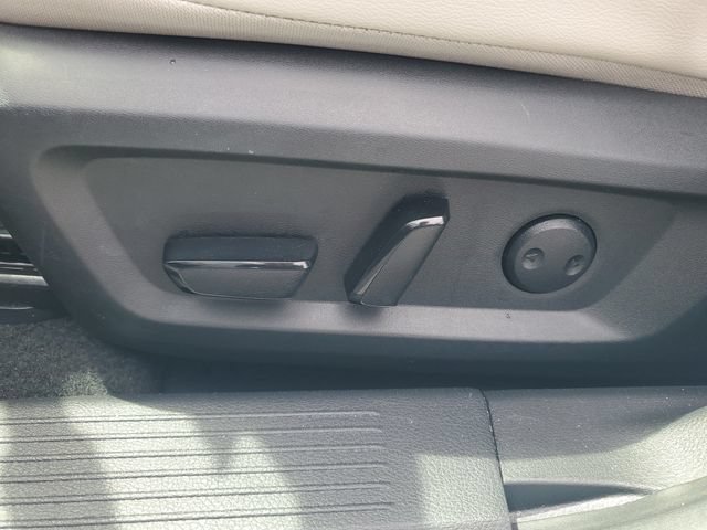 Used 2024 Nissan Rogue SL FWD image 19
