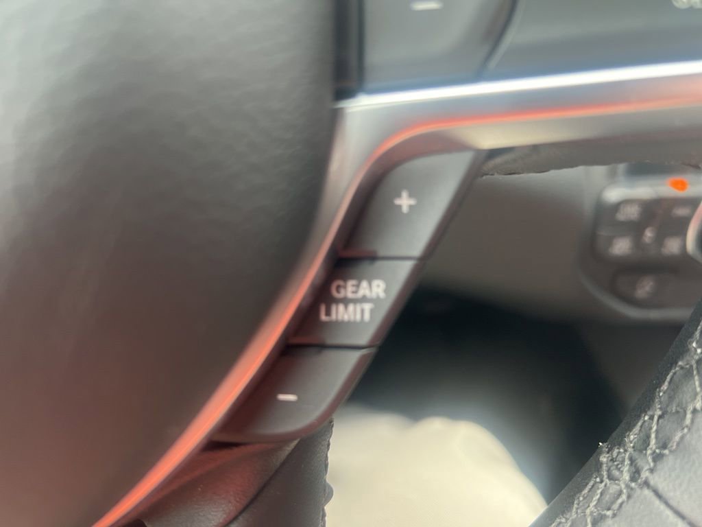 New 2026 RAM 1500 4x4 Crew Cab image 24