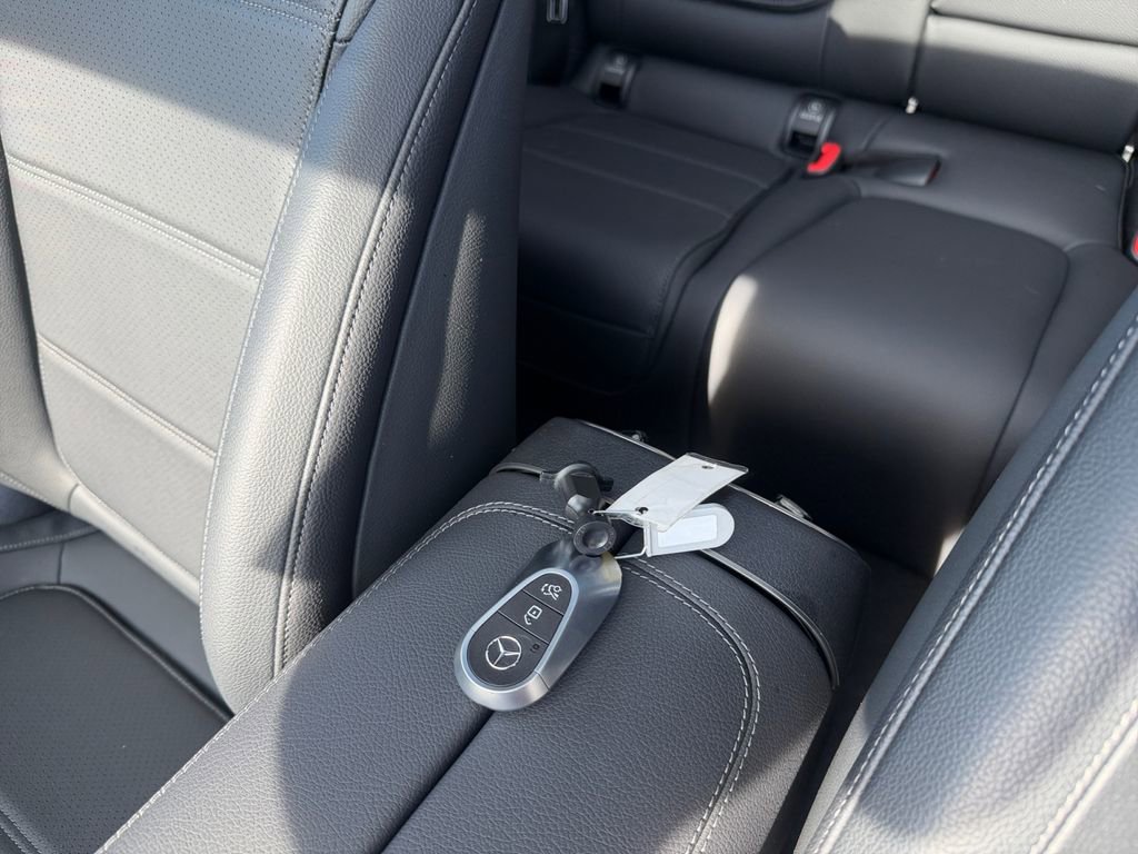 Certified 2025 Mercedes-Benz GLC 350e 4MATIC image 26