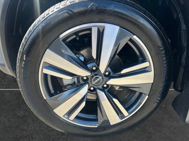 Used 2023 Nissan Rogue SL w/ SL Premium Package AWD/4WD image 9
