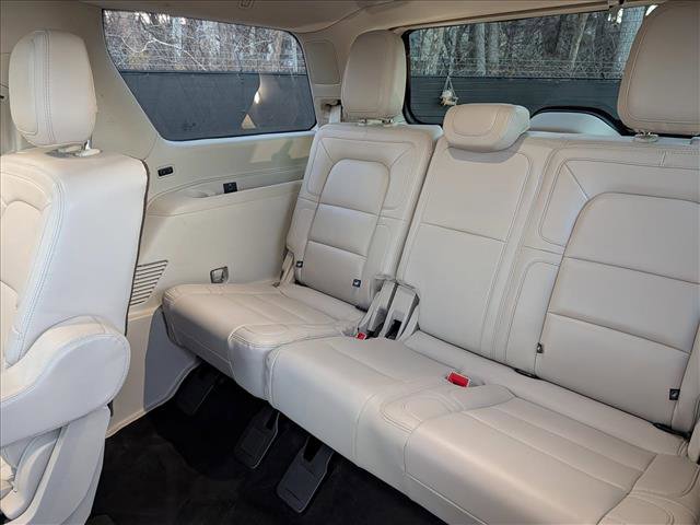Used 2020 Lincoln Navigator Reserve w/ Luxury Package image 31