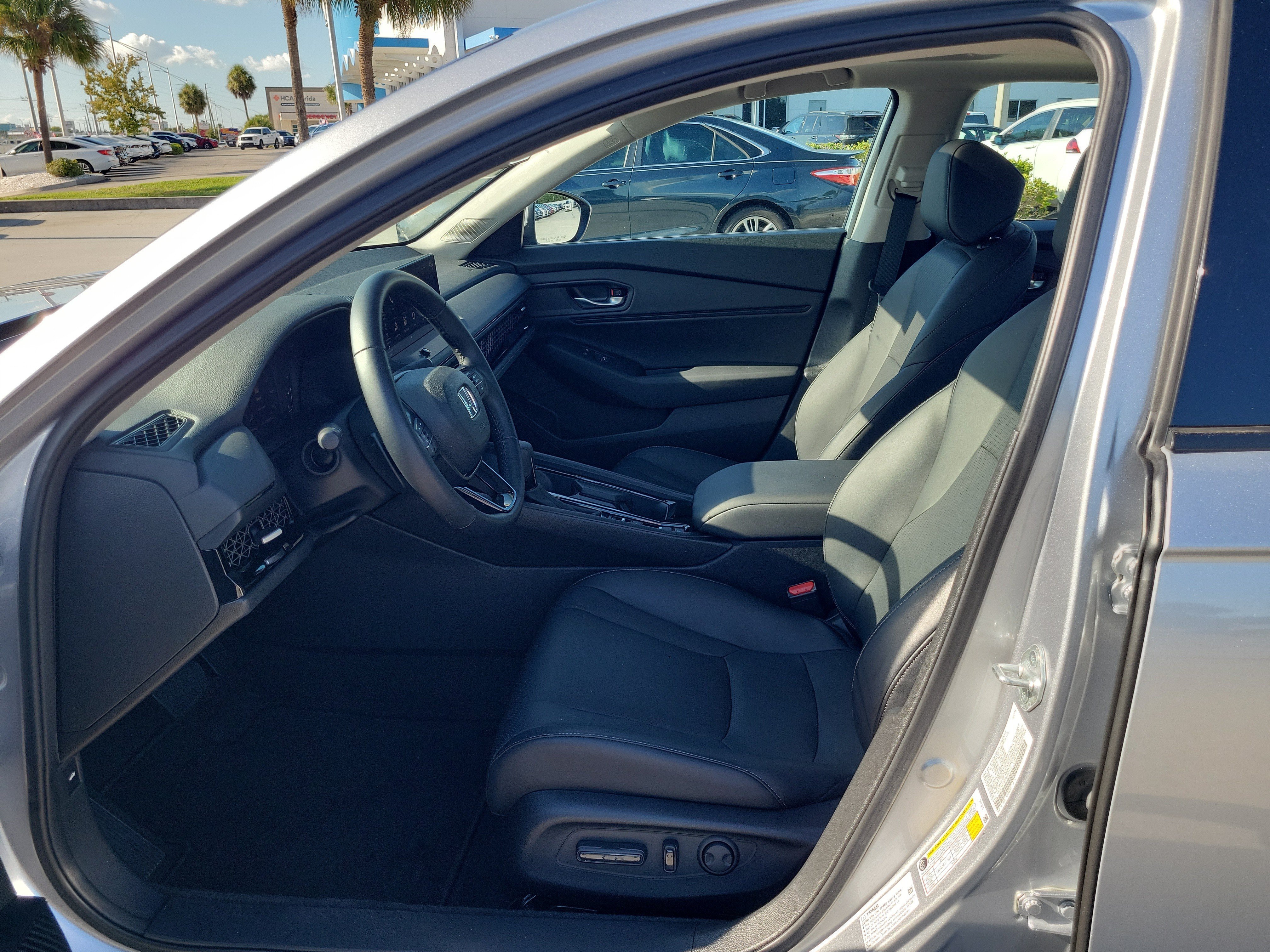 Used 2024 Honda Accord EX-L image 18