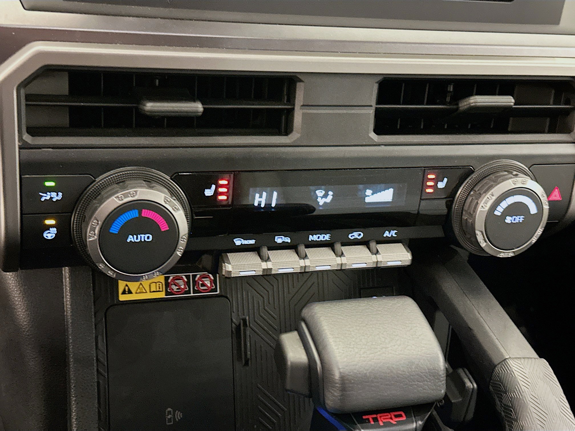 Used 2025 Toyota 4Runner TRD Off-Road image 24