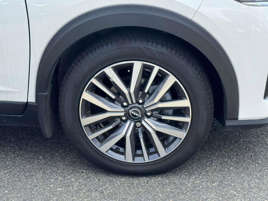 Used 2024 Nissan Kicks SV FWD image 7