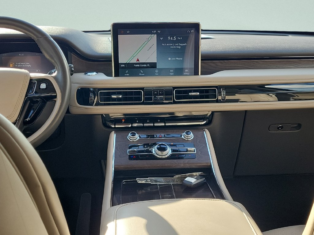 Used 2024 Lincoln Aviator Reserve RWD image 15