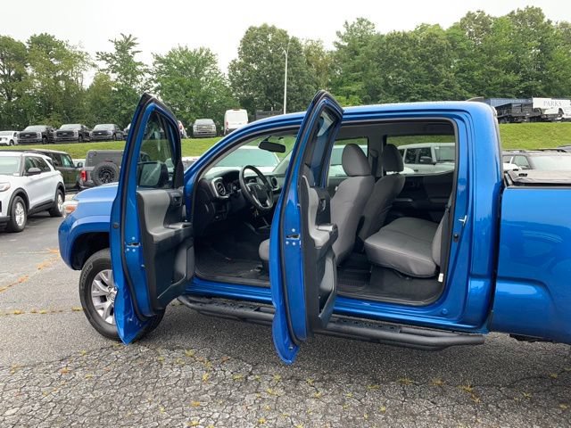 Used 2017 Toyota Tacoma SR5 w/ Tow Package RWD image 17