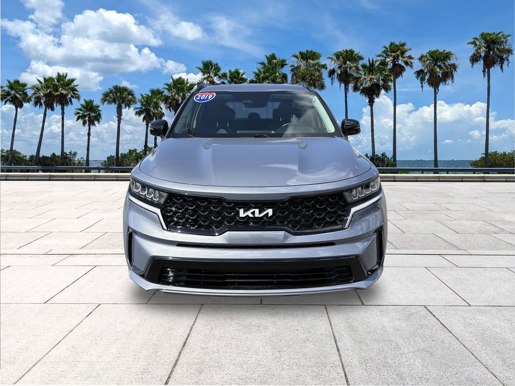 Used 2023 Kia Sorento S image 3