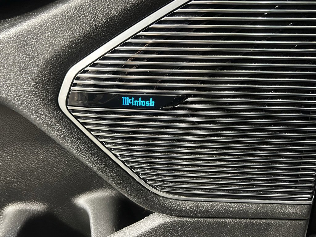 Used 2022 Jeep Grand Cherokee Overland w/ Advanced Protech Group III image 15