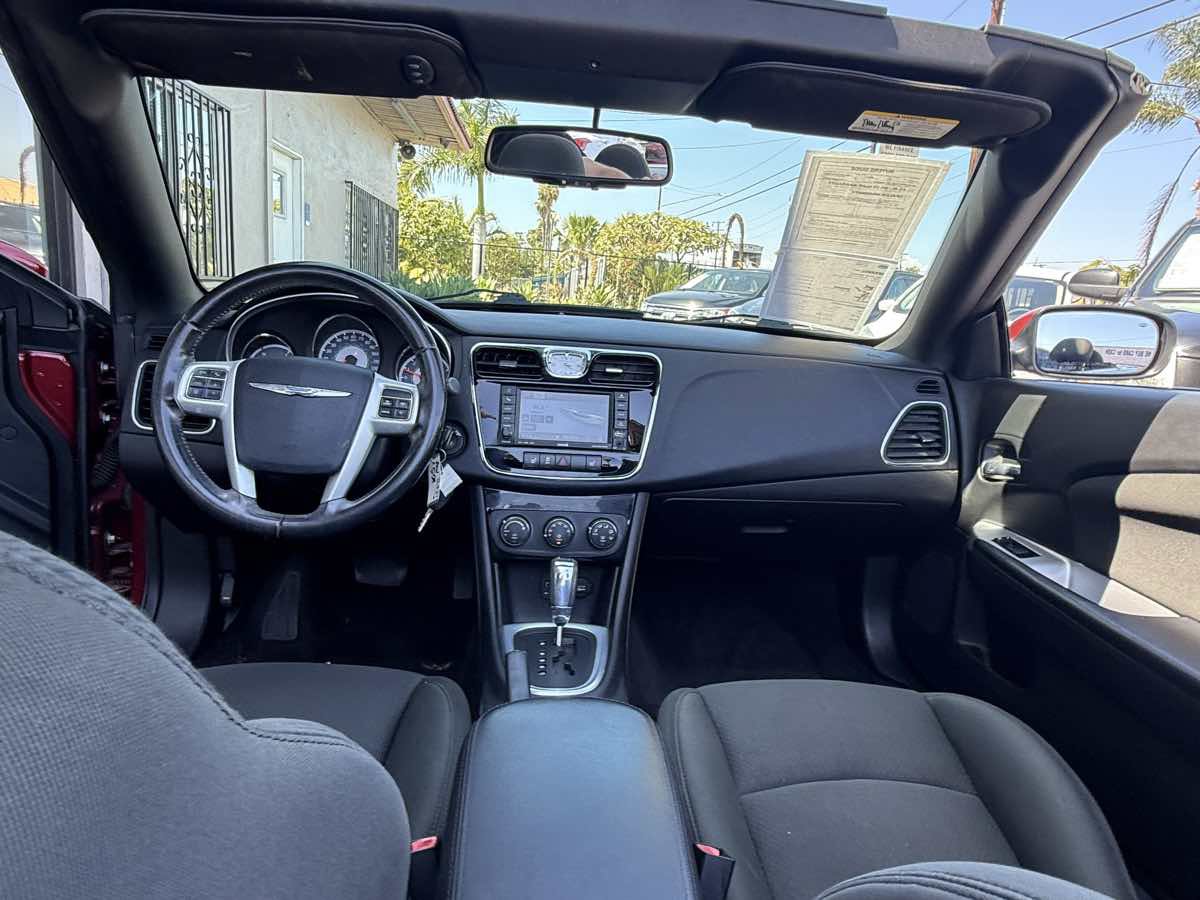 Used 2011 Chrysler 200 Touring w/ Cold Weather Group FWD image 26