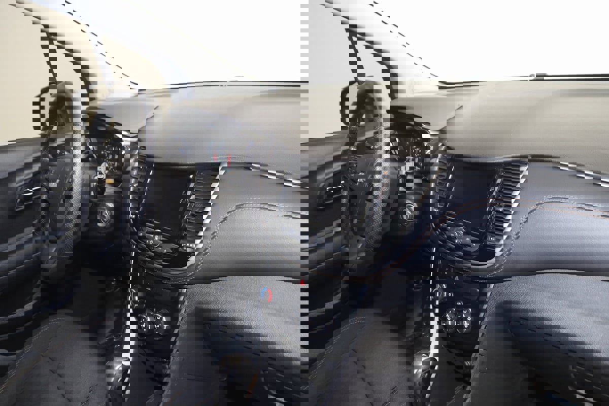 Used 2020 Chevrolet Trax LT image 33