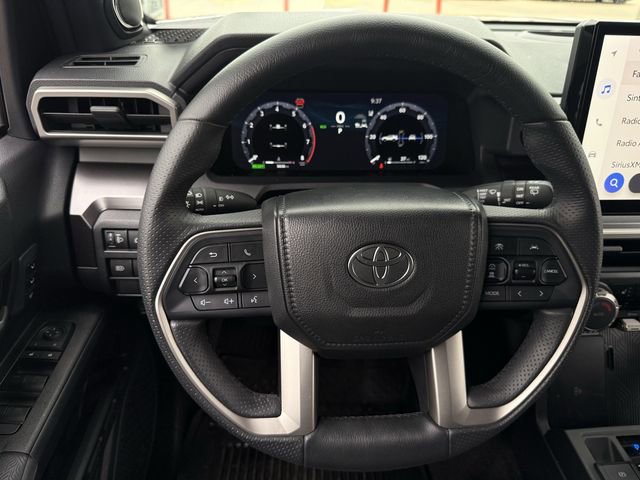 Used 2025 Toyota 4Runner TRD Off-Road Premium w/ Tow Technology Package AWD/4WD image 14
