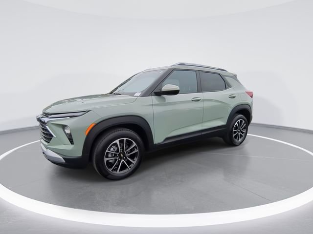 Used 2025 Chevrolet TrailBlazer LT w/ Convenience Package image 4