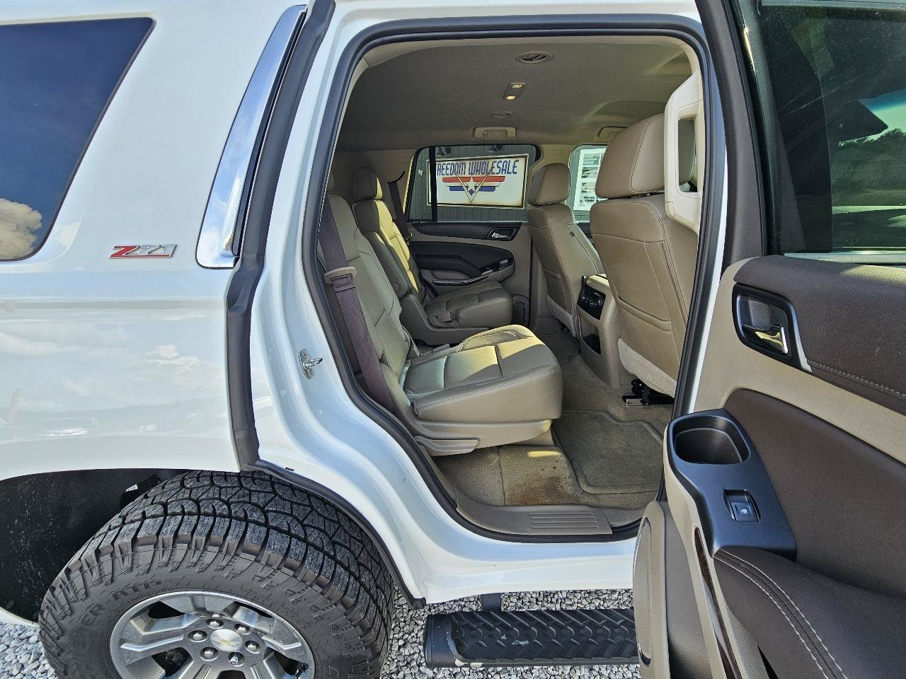 Used 2018 Chevrolet Tahoe LT w/ Luxury Package AWD/4WD image 33