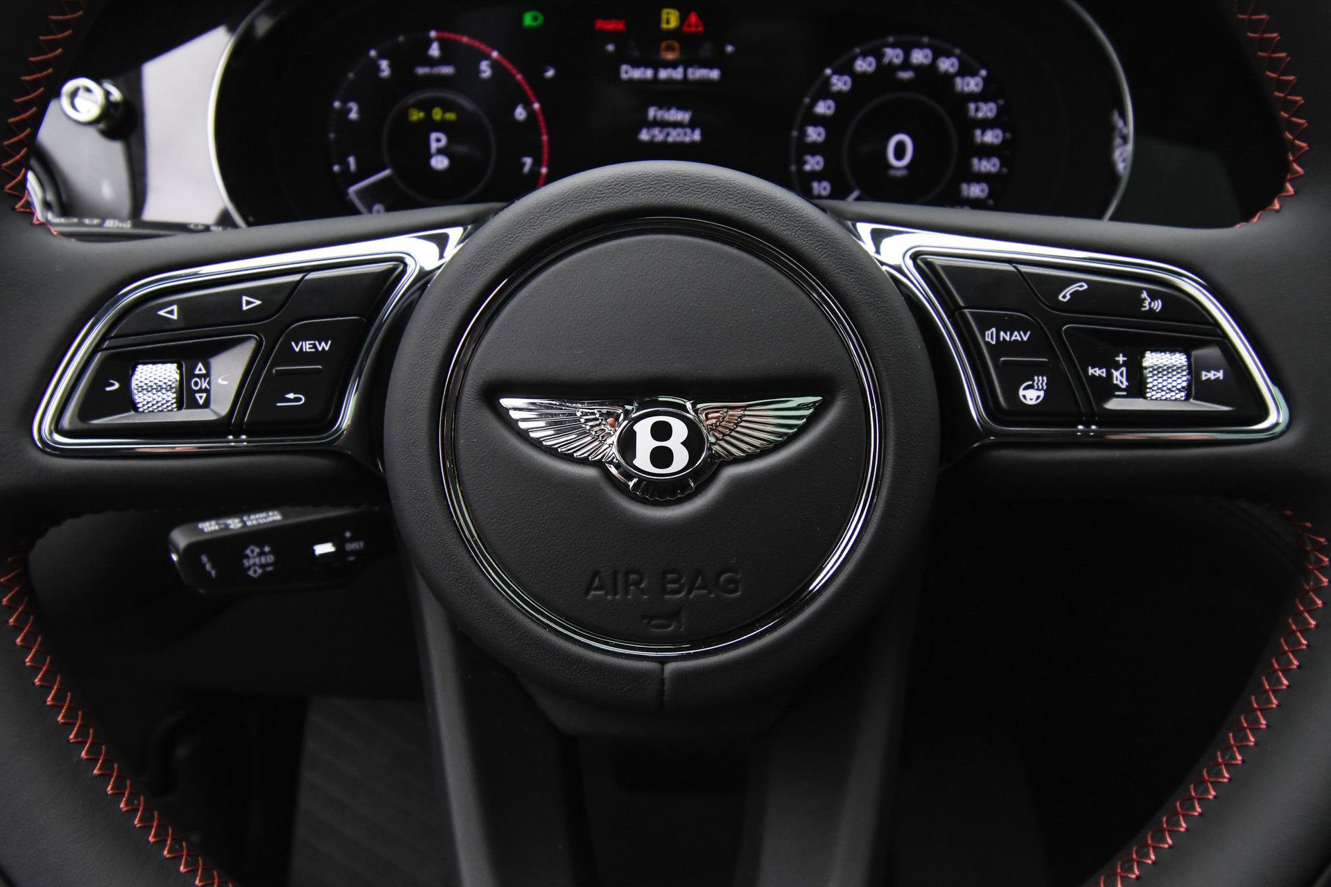 New 2024 Bentley Bentayga Extended Wheelbase image 34