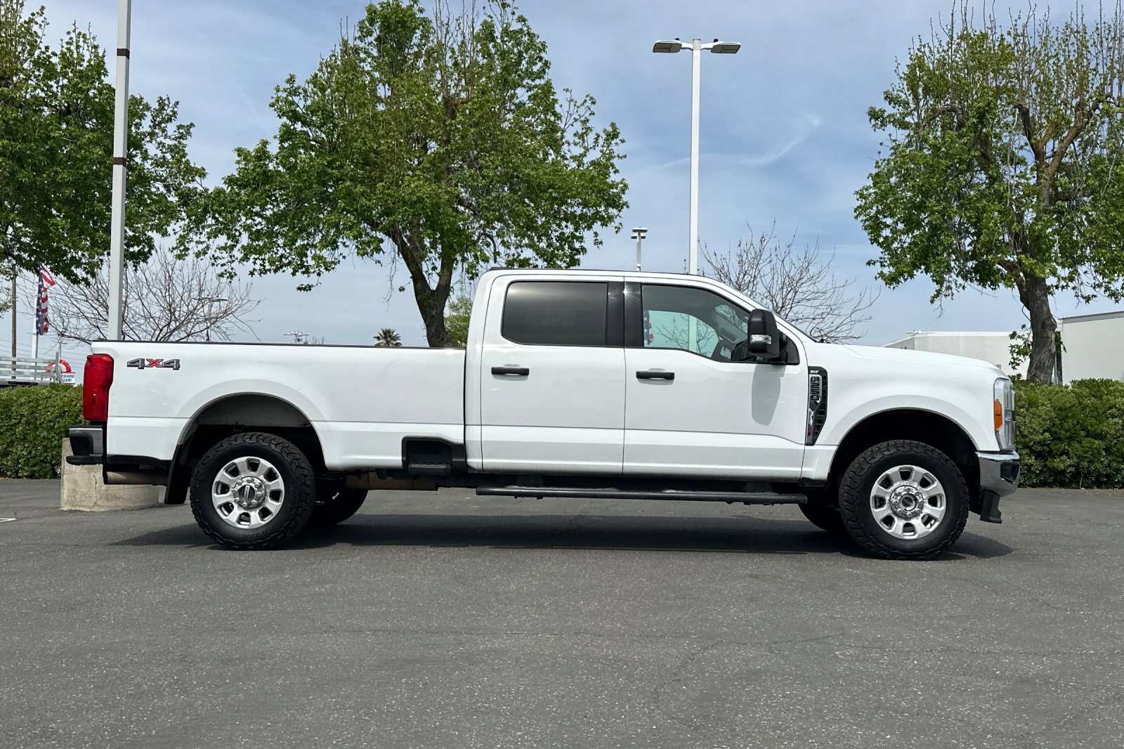 Used 2023 Ford F250 XLT image 3