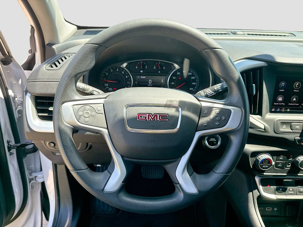 Used 2023 GMC Terrain SLE w/ Driver Convenience Package FWD image 13