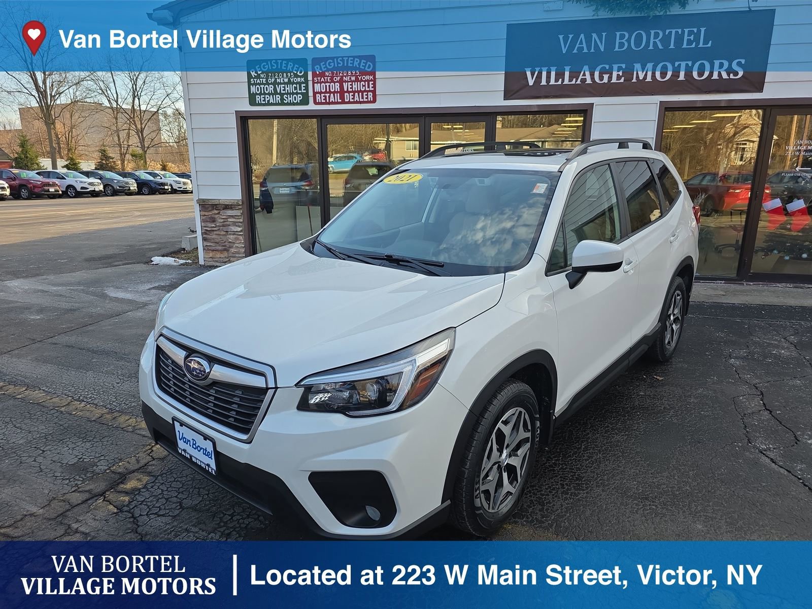 Used 2021 Subaru Forester Premium image 1