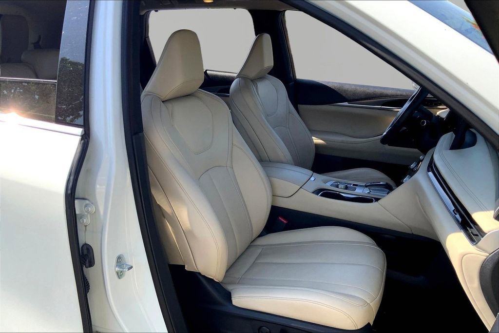 Used 2023 INFINITI QX60 Luxe image 21