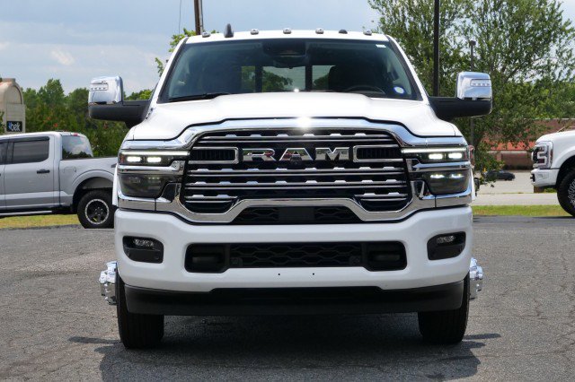 Used 2026 RAM 3500 Longhorn AWD/4WD image 5