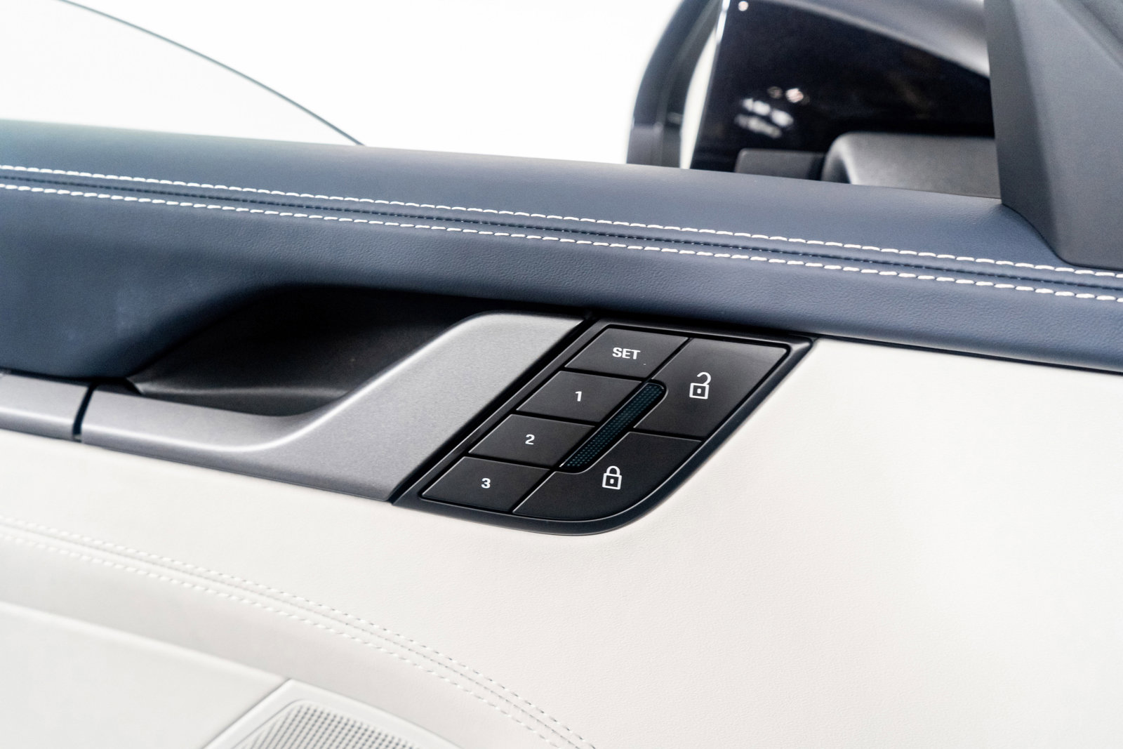 Used 2025 Porsche 911 Carrera S image 29