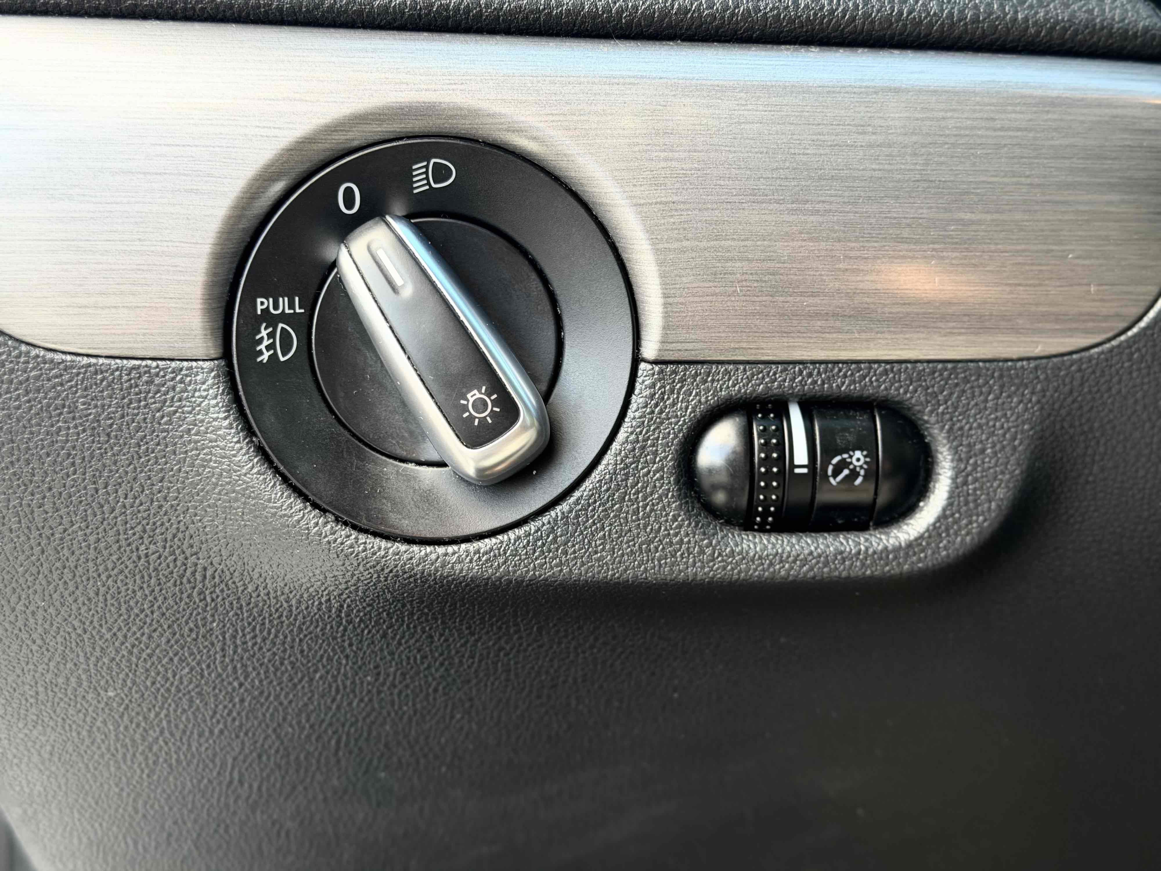 Used 2016 Volkswagen Jetta Sport image 26