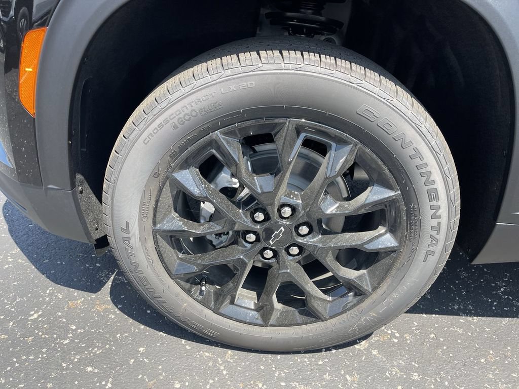 New 2026 Chevrolet Traverse LT w/ Midnight/Sport Edition AWD/4WD image 10
