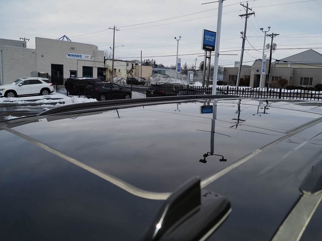 Used 2022 Cadillac Escalade Sport w/ Touring Package image 10