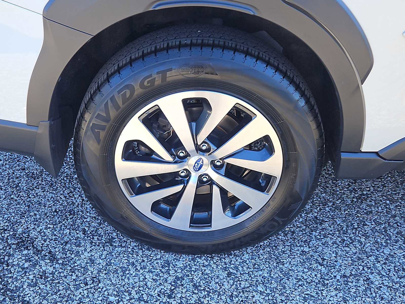 Used 2024 Subaru Outback Premium image 4