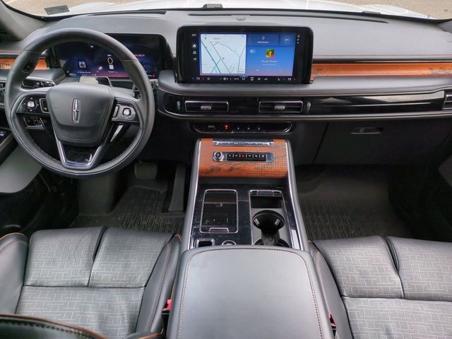 Used 2025 Lincoln Aviator Black Label image 15