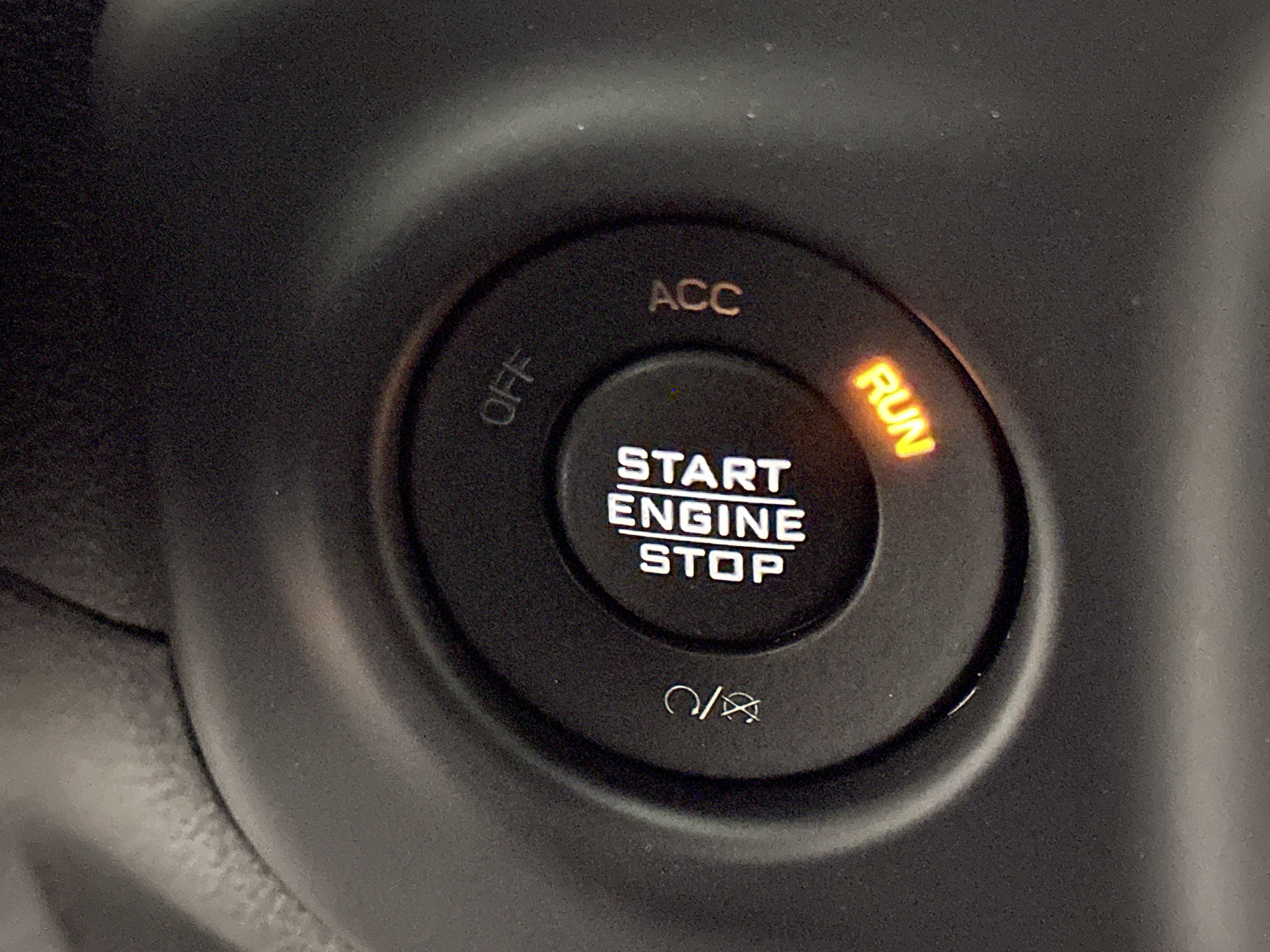 Used 2018 Jeep Wrangler Unlimited Sahara image 28