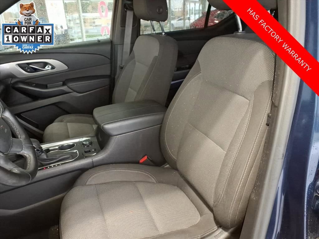 Used 2023 Chevrolet Traverse LT image 16